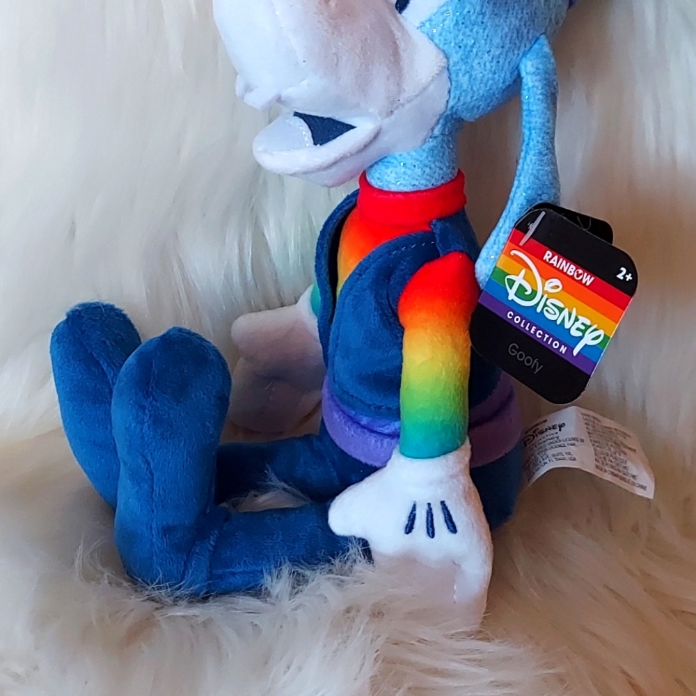 Disney Rainbow Collection - Picture 2 of 2